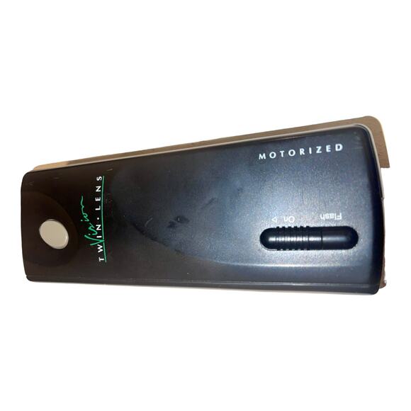 ANSCO Motorized Vision Twin Lens 110 Film Camera & Olympus Case - Picture 3 of 13